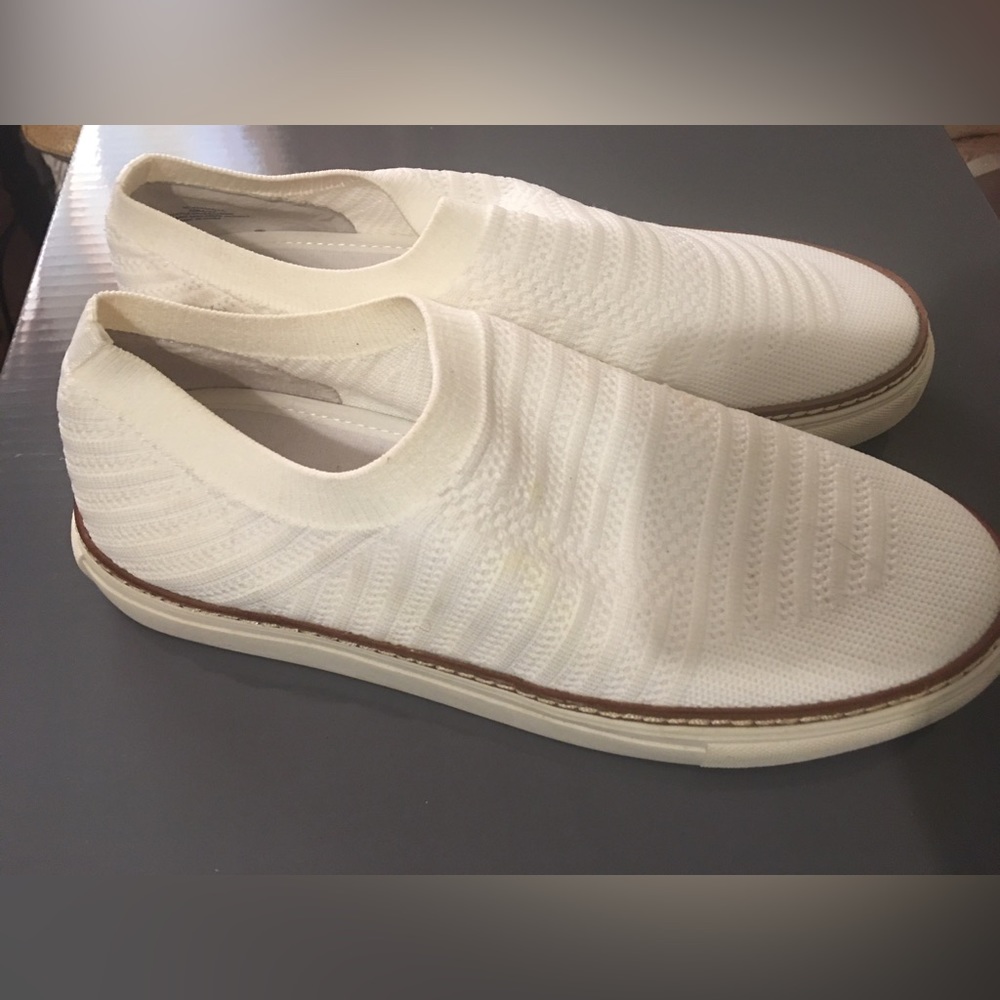 Vince Camuto Women Keamalla White Slip-on Sneakers Worn Once Size 10